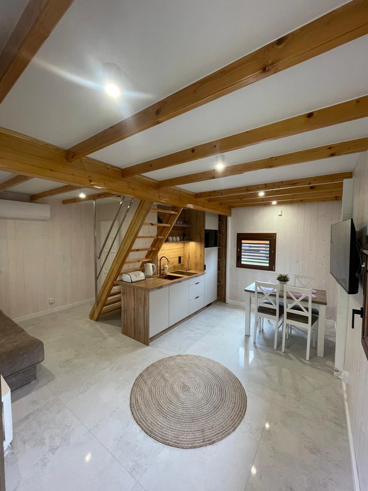 Łazienka w domku małym JantarHome