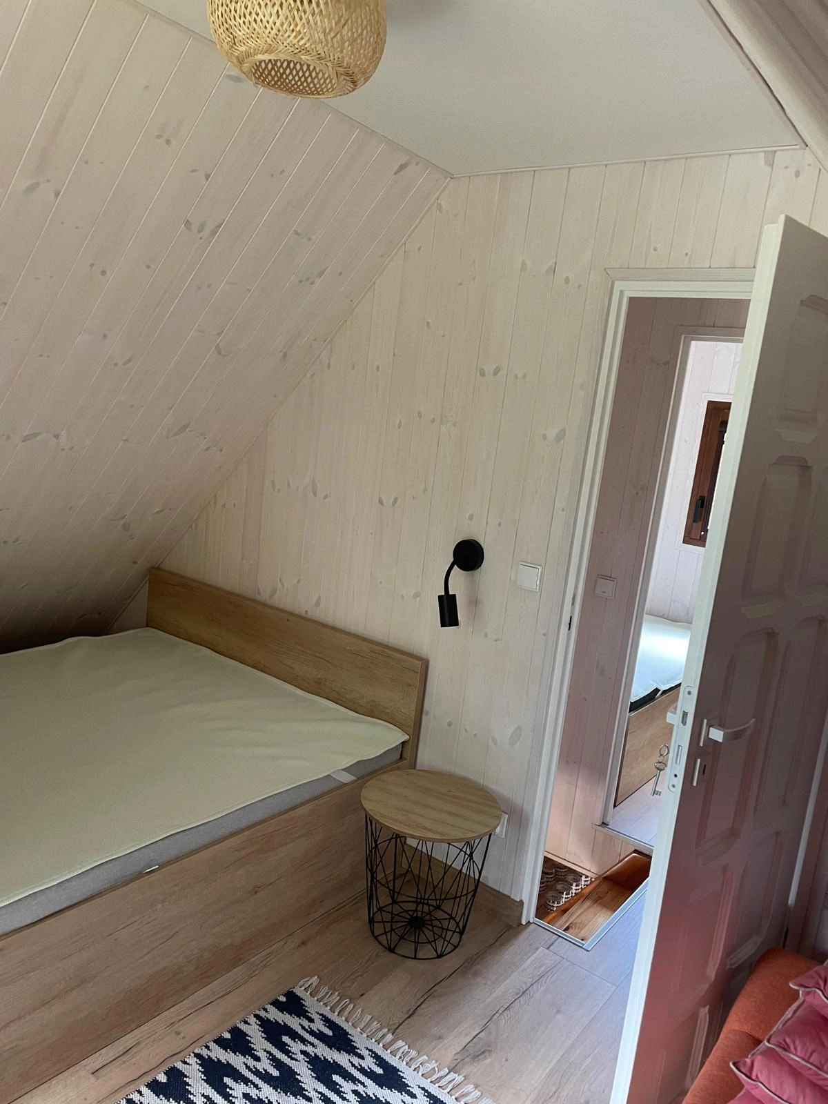 Sypialnia w domku małym JantarHome, Jantar